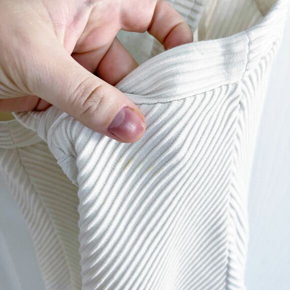 Deletta Anthropologie Ivory Textured Gavi Tank Top - Picture 7 of 8